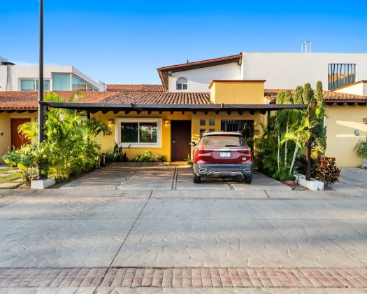 Casa Royal Palm 30